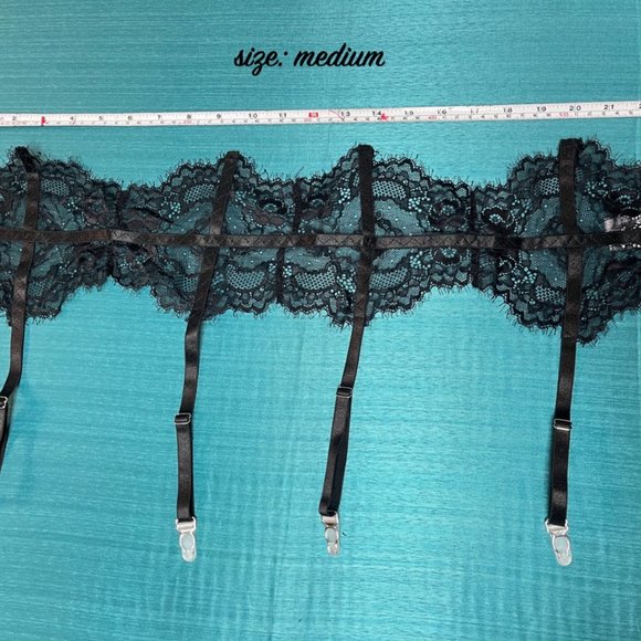 * NEW * Sexy Lingerie Bra Thong Set Lace Garter Belt Conjuntos Slutty Costume - Picture 13 of 16